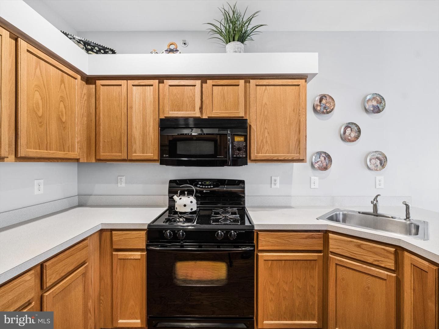 1704 Nottingham Court #134 photo 14