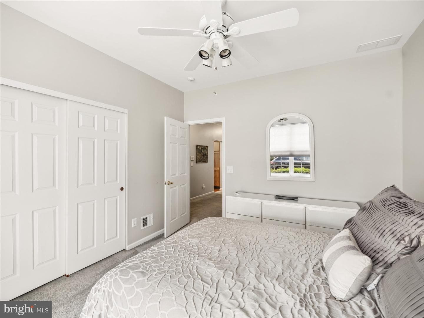 1704 Nottingham Court #134 photo 25