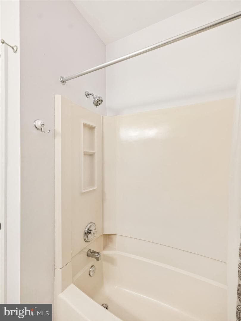 1704 Nottingham Court #134 photo 28