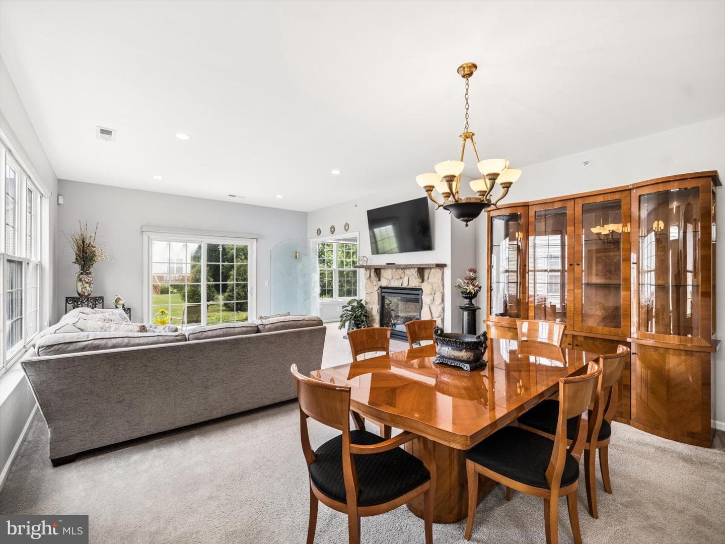 1704 Nottingham Court #134 photo 7