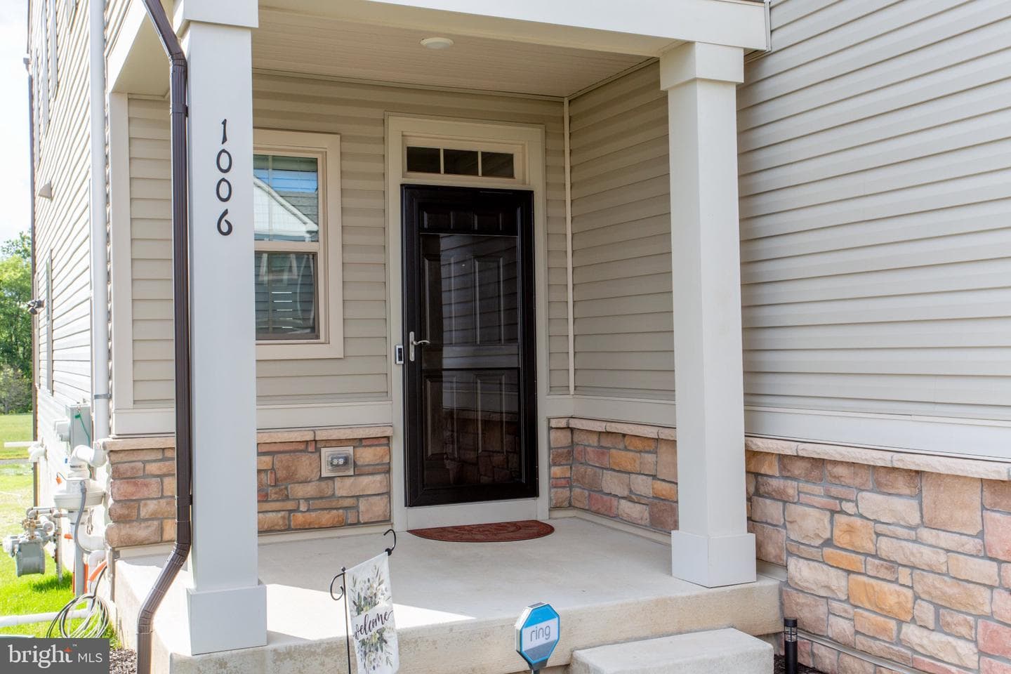 1006 Marquis Lane photo 3