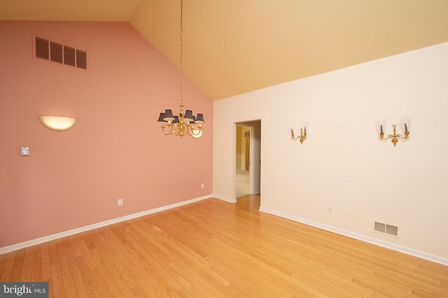 119 Bellflower Road photo 7