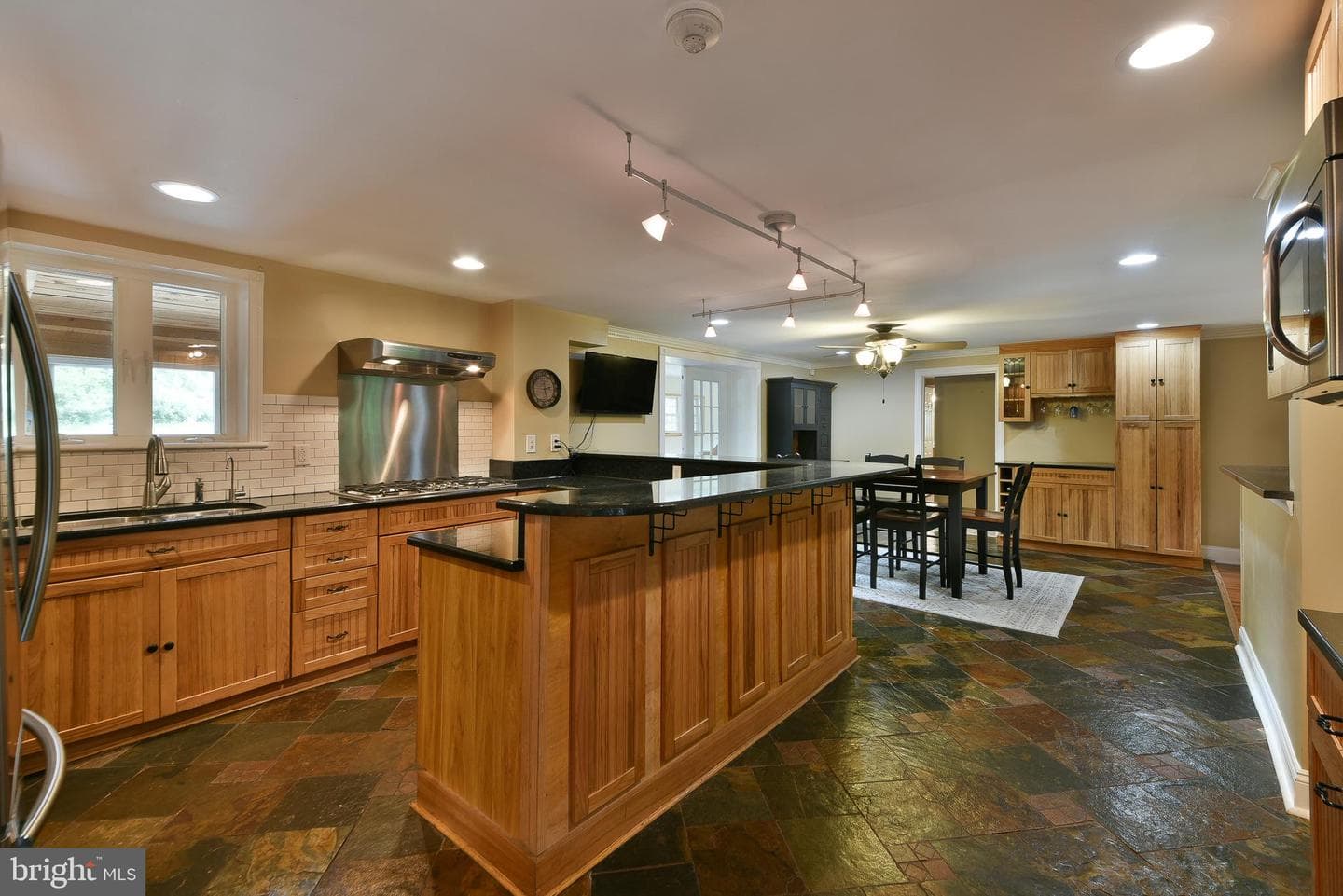 715 Bucks Road photo 24