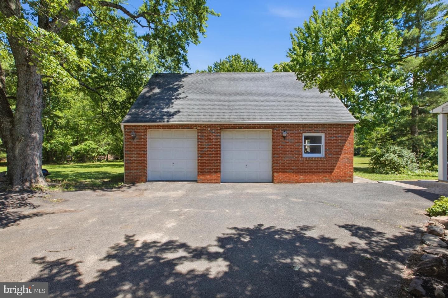 6338 Stump Road, Pipersville