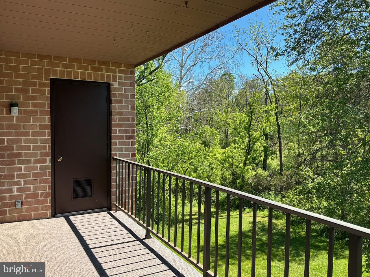 15 Hermitage Drive photo 24