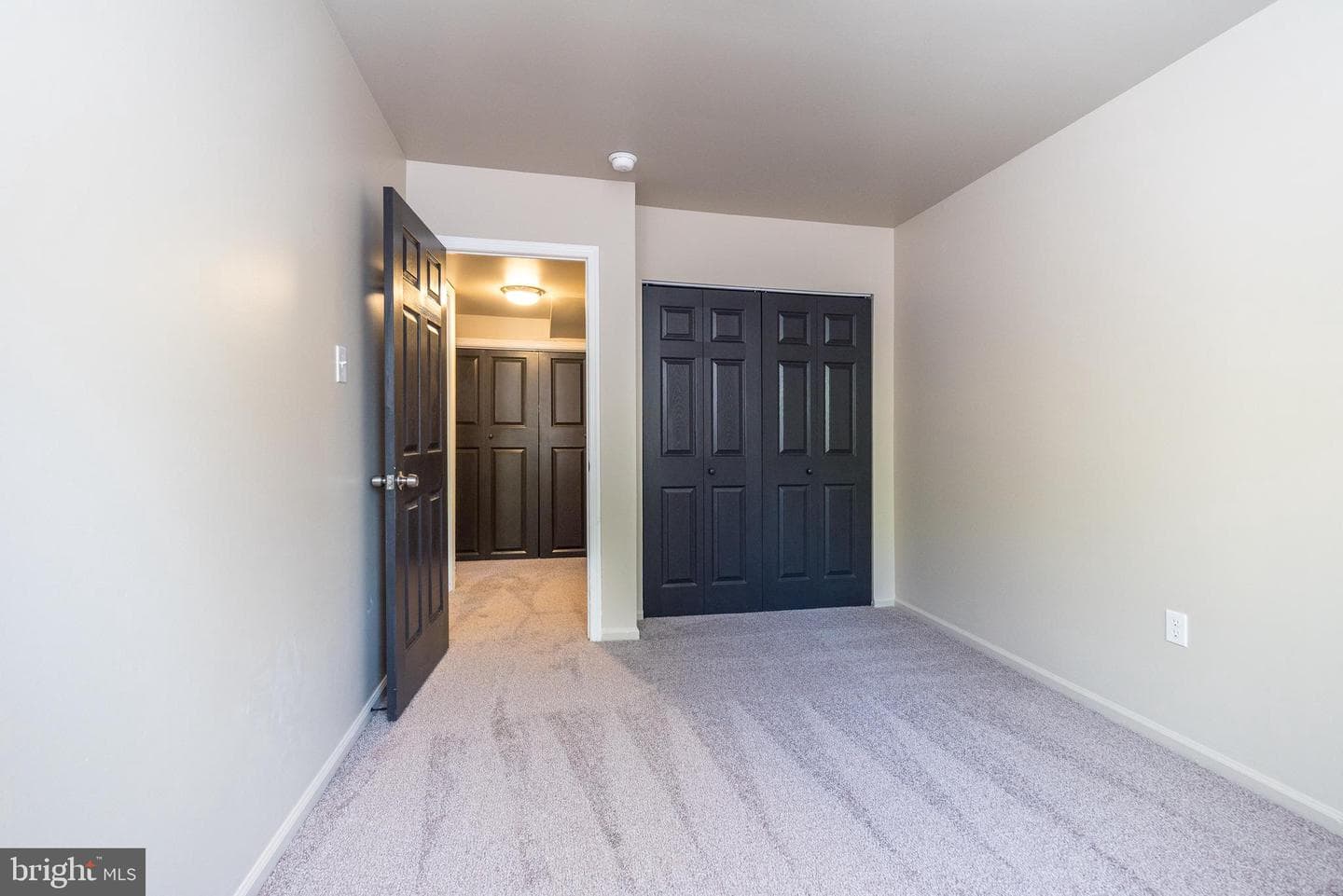 1 Kittery Court photo 20