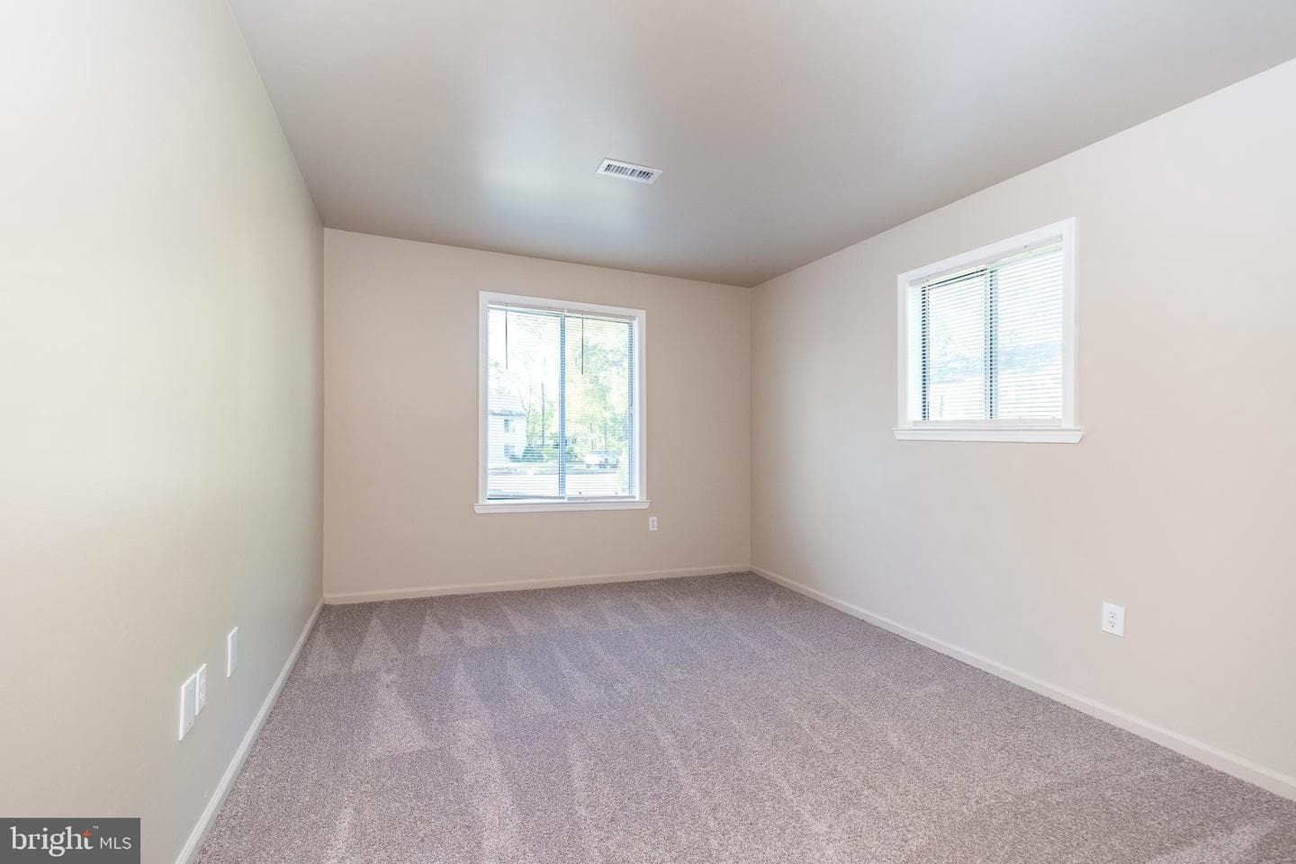 1 Kittery Court photo 22
