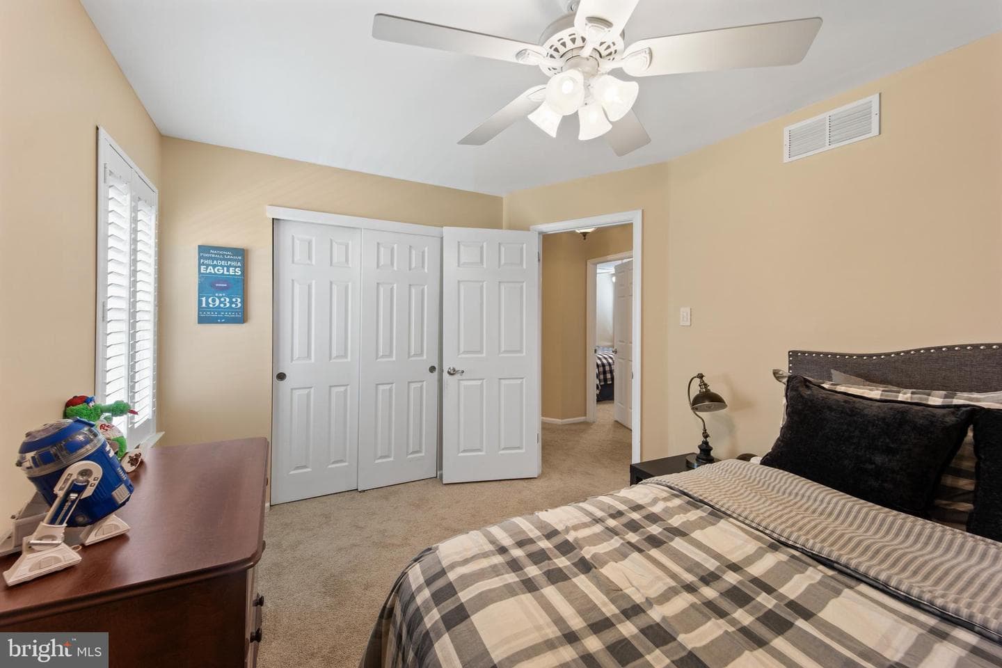487 Cambridge Lane photo 23