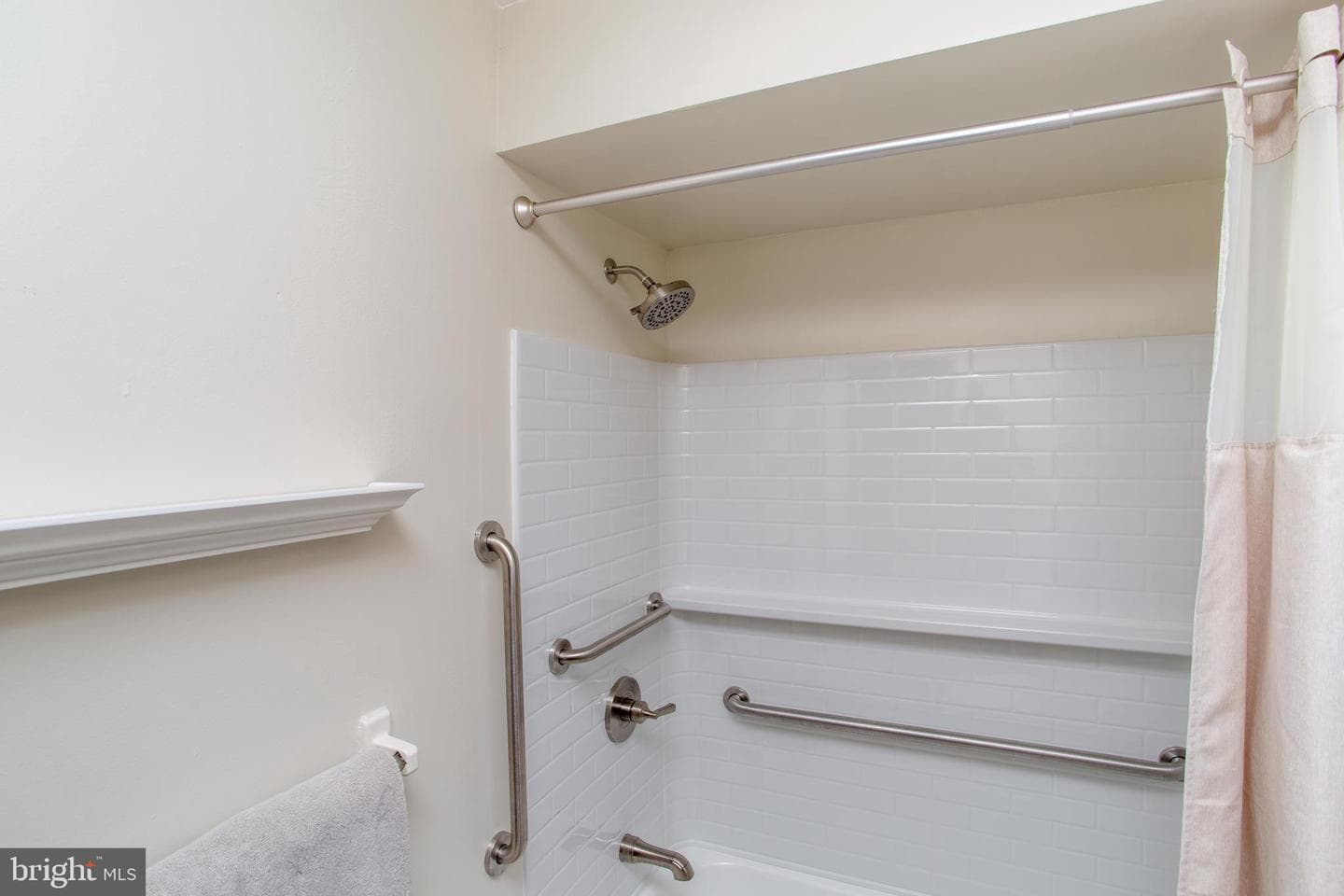 183 Cardinal Road photo 23