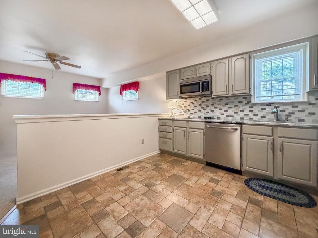 735 Ross Drive photo 43