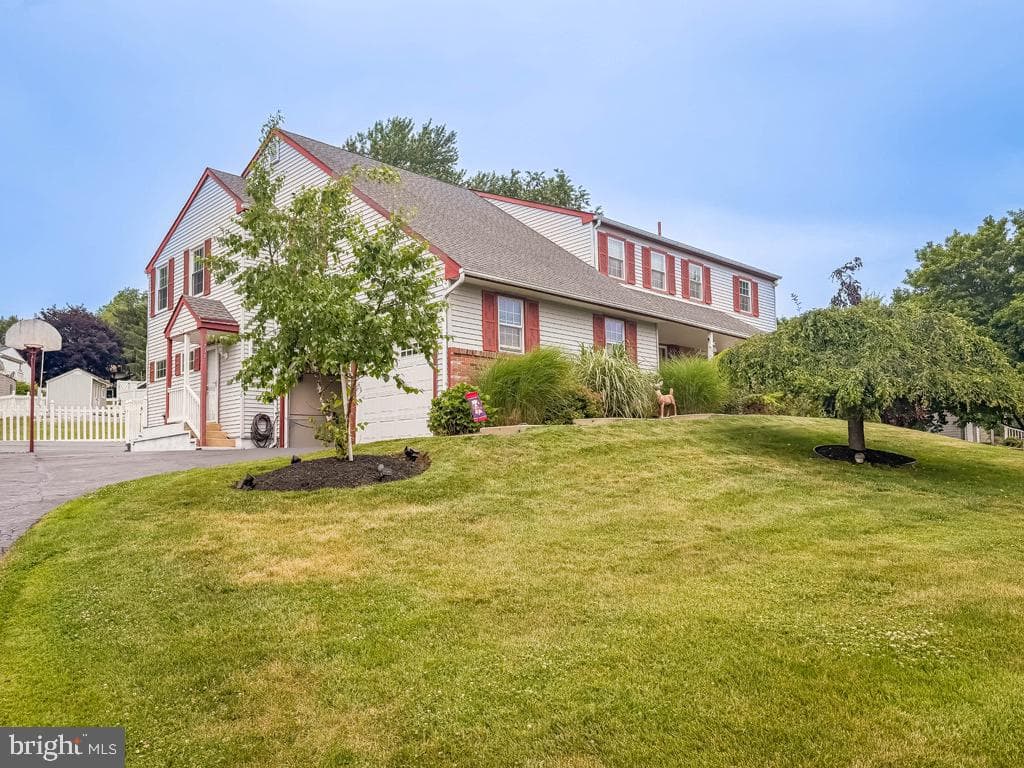 735 Ross Drive photo 72