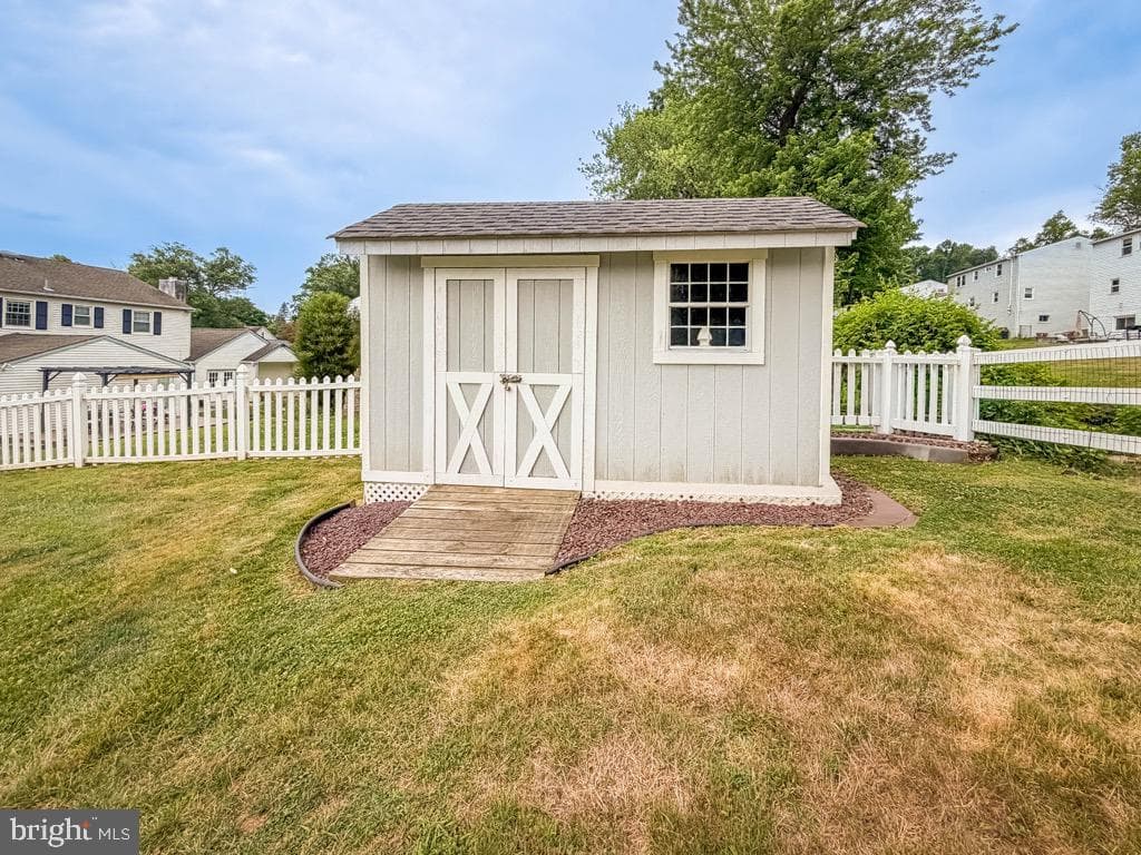 735 Ross Drive photo 79