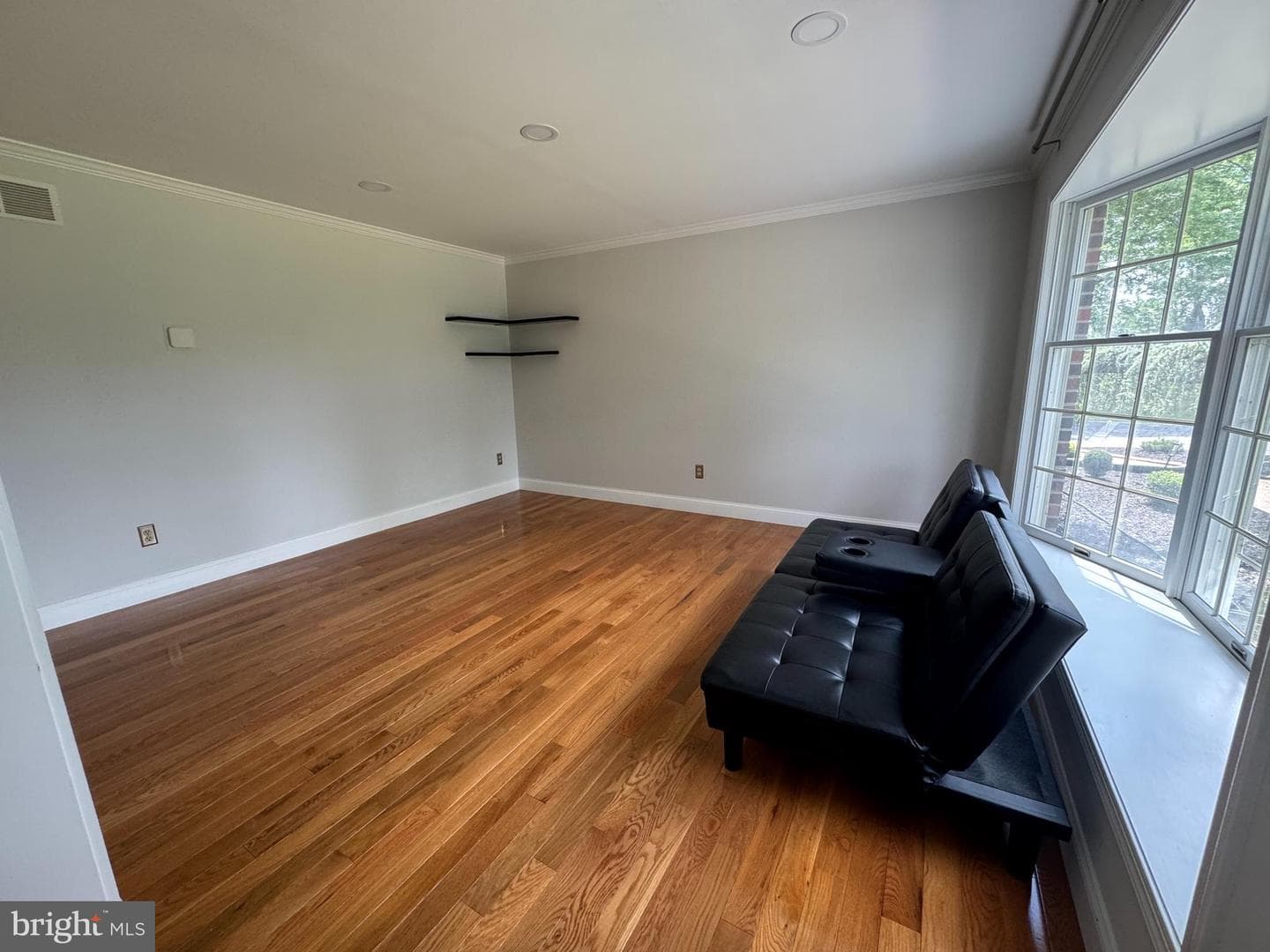 255 Pintail Court photo 10