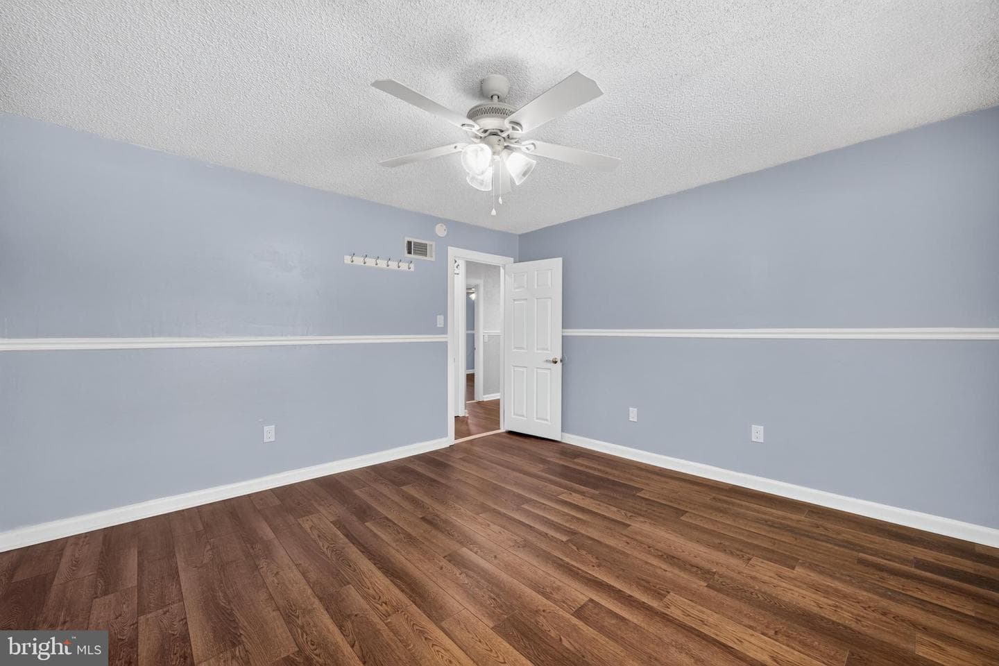 11 Williams Lane photo 10