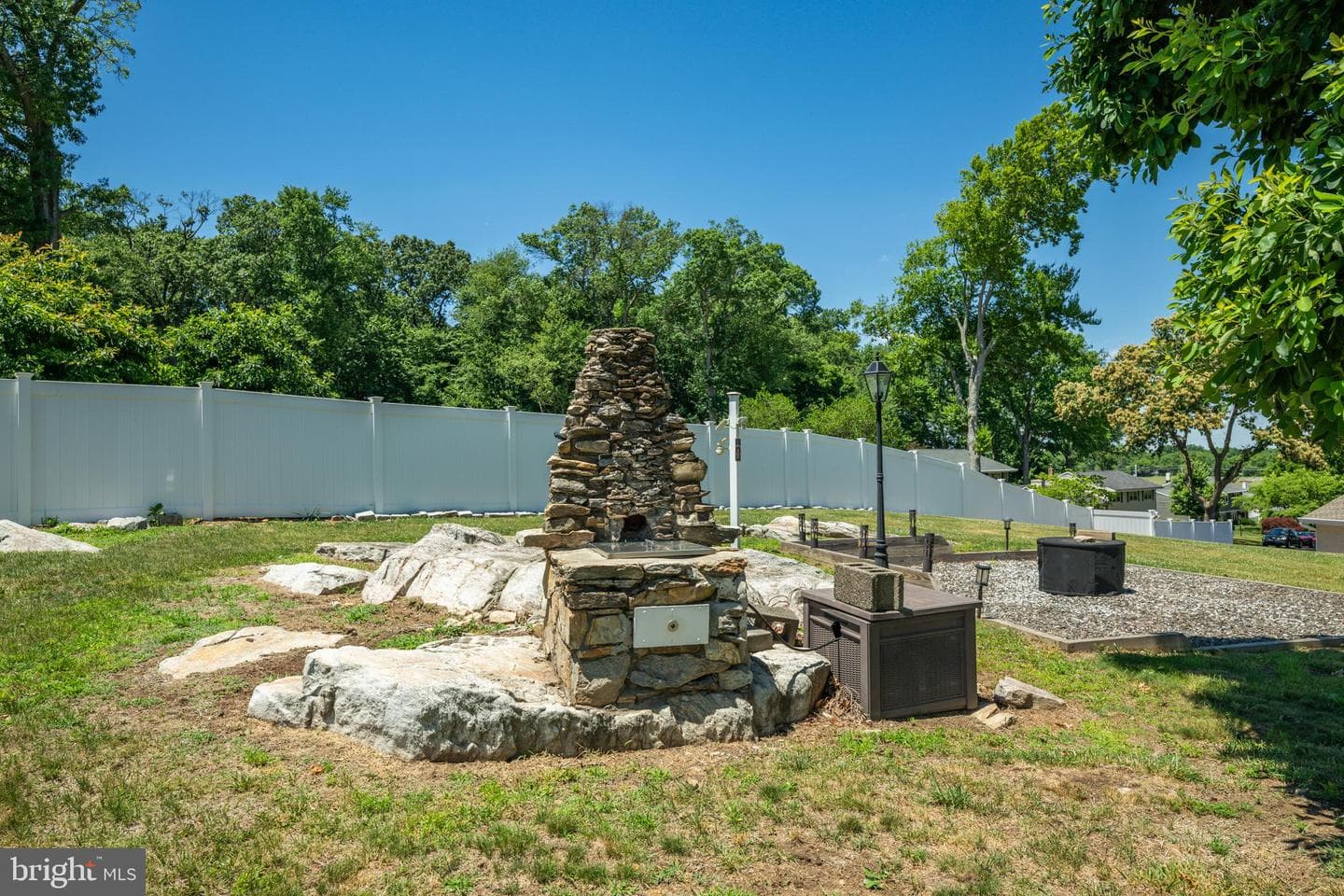 11 Williams Lane photo 42
