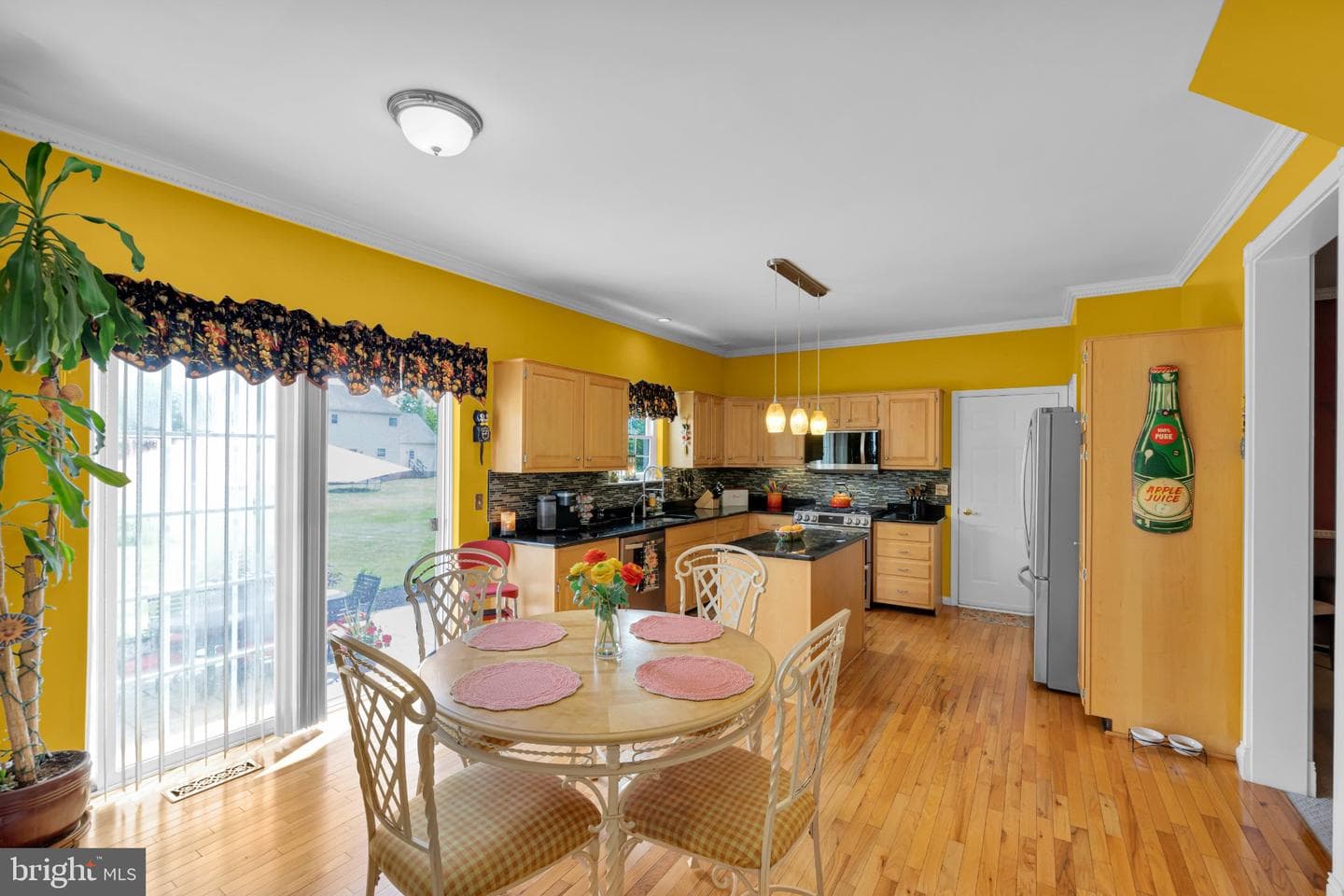 2213 Claymont Drive photo 12