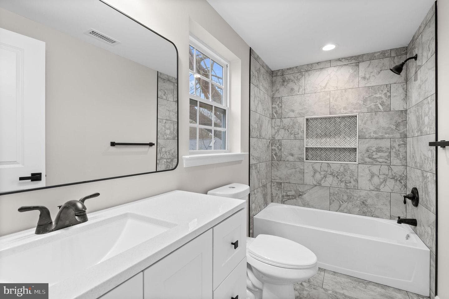 1509 River Road photo 4