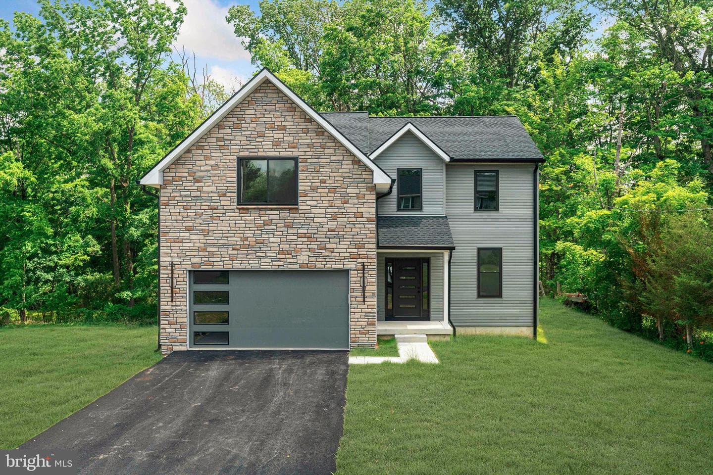 2947 Bridge Street, Furlong