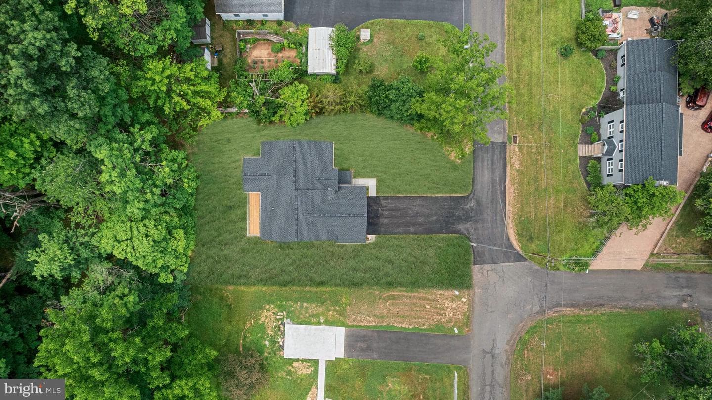 2947 Bridge Street photo 45