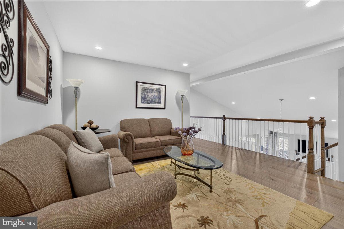 3133 Bushwood Drive photo 30