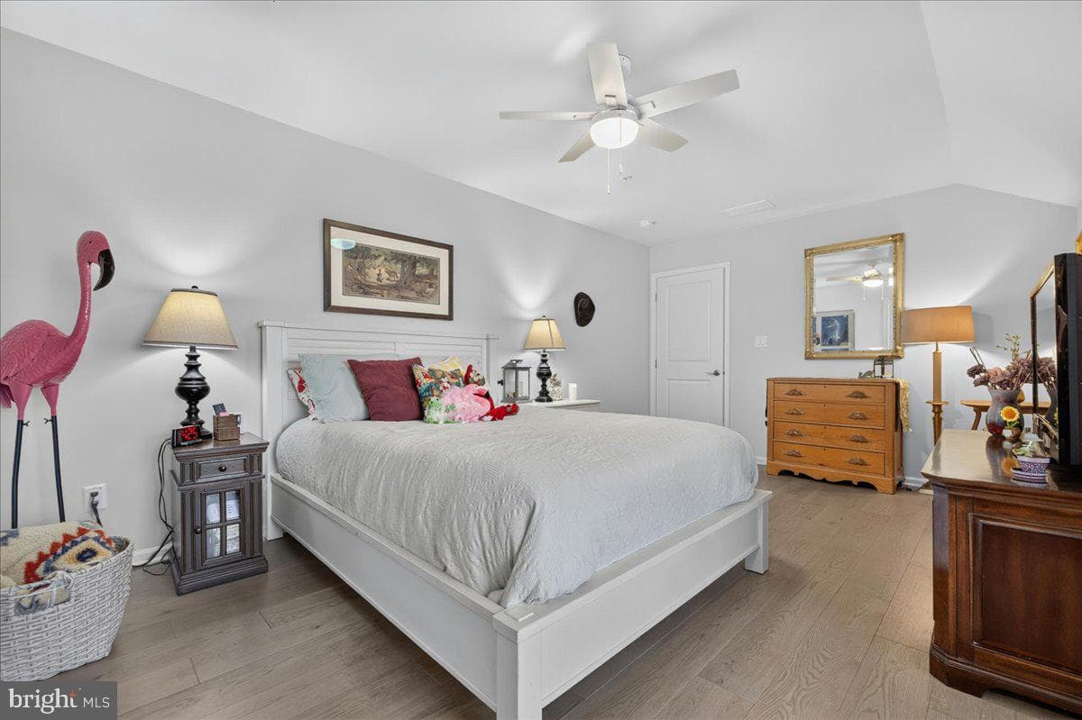 3133 Bushwood Drive photo 32