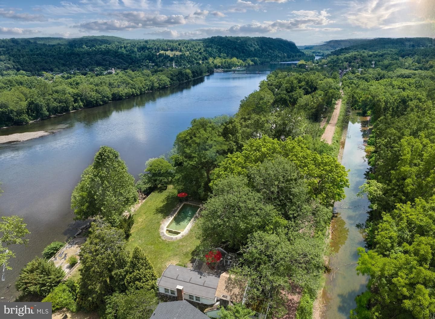 2462 N River Road, New Hope