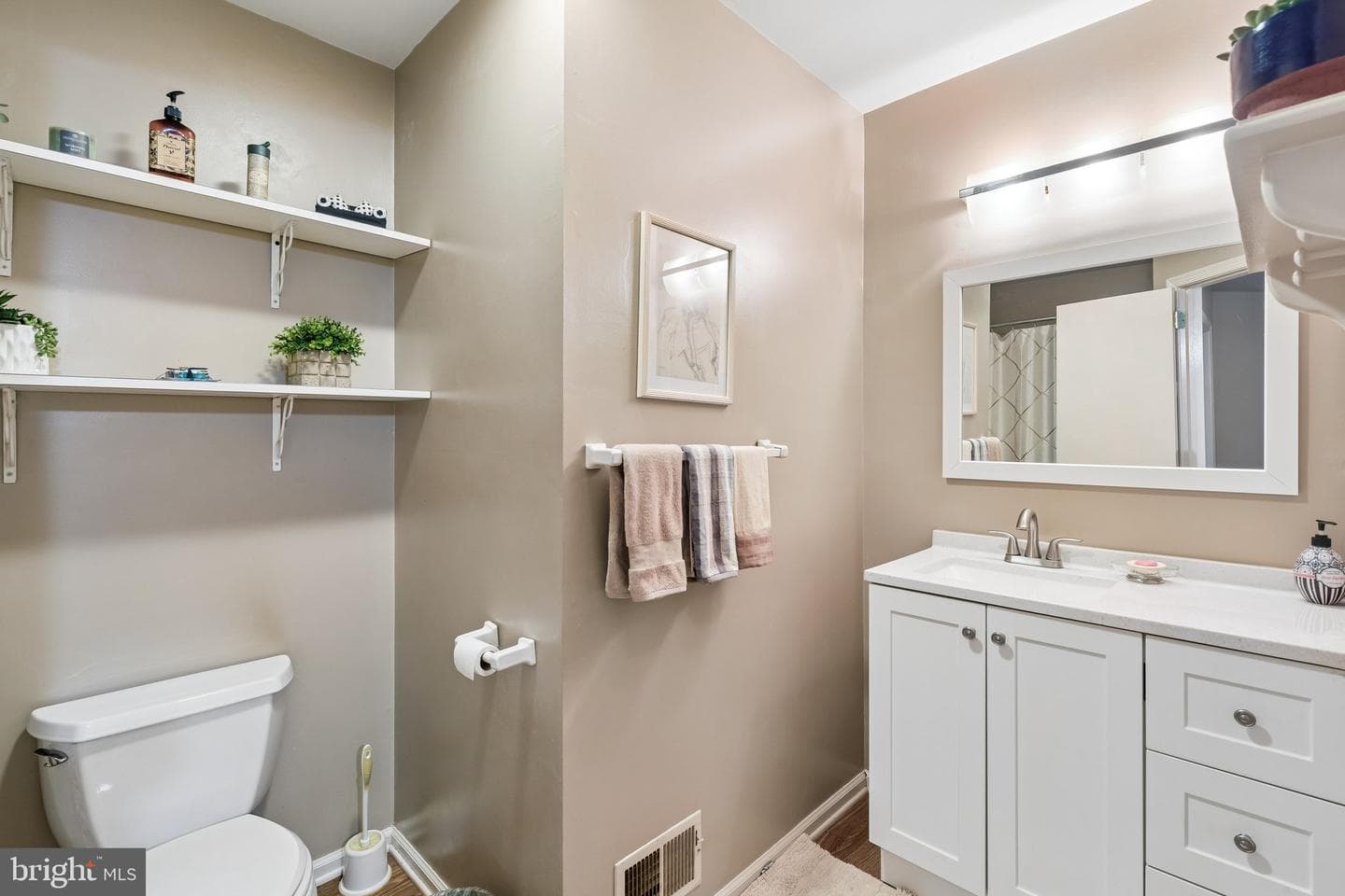 549 Princeton Court photo 40