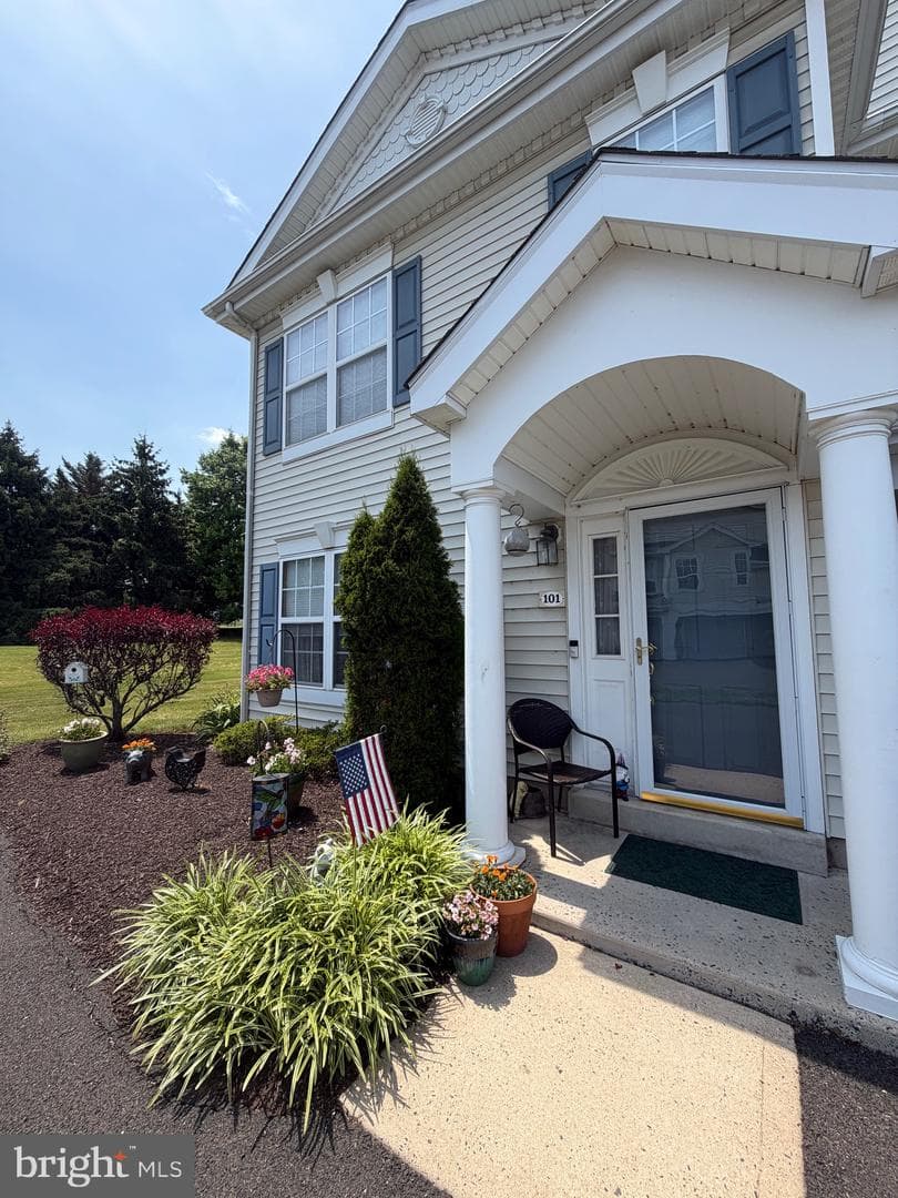 101 Willowoak Court photo 4