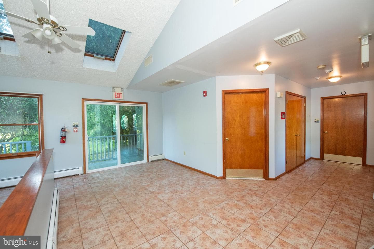 519 Parkvale Avenue photo 29