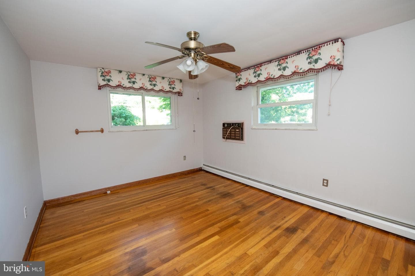519 Parkvale Avenue photo 50