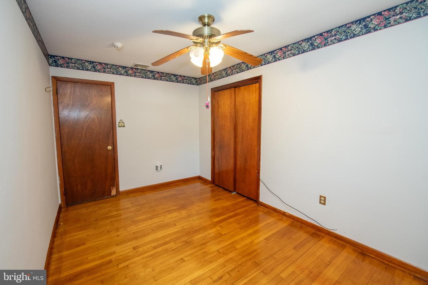 519 Parkvale Avenue photo 54