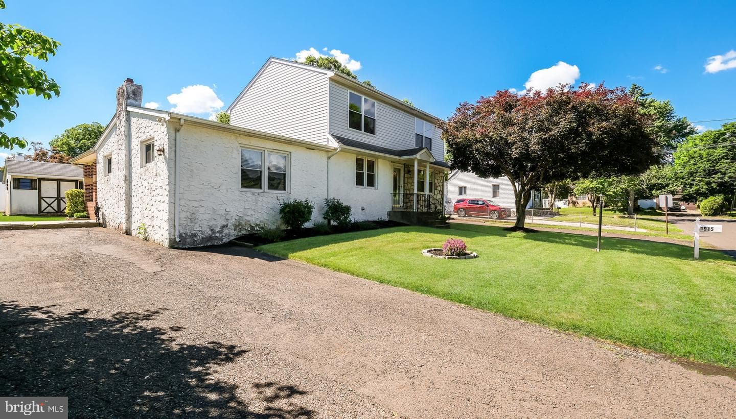 1915 Grand Avenue, Feasterville Trevose