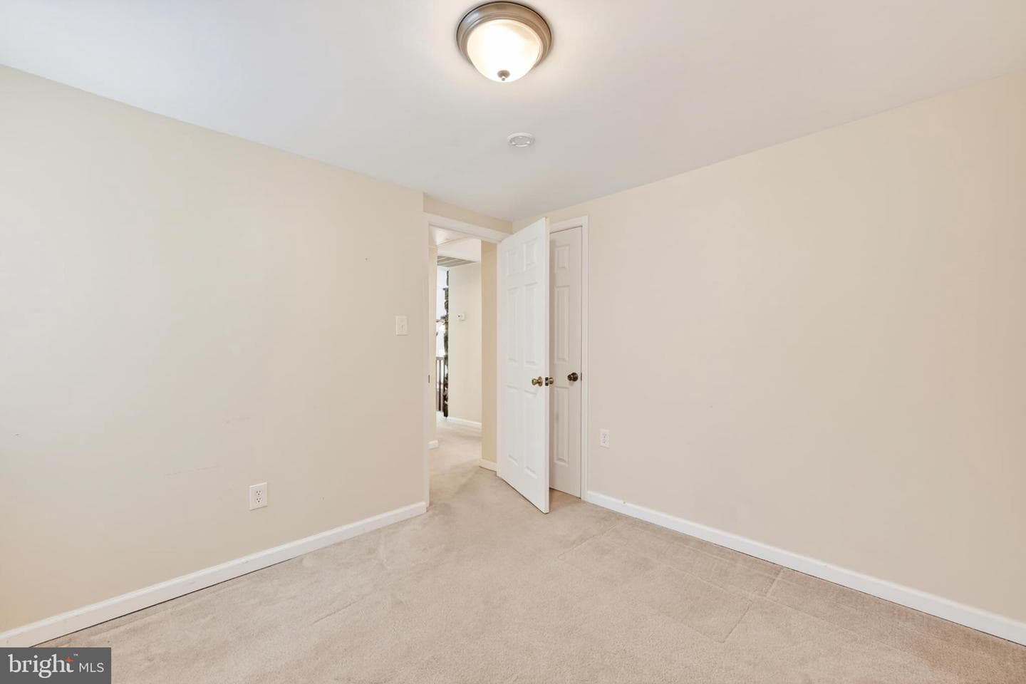 305 Thousand Acre Road photo 36