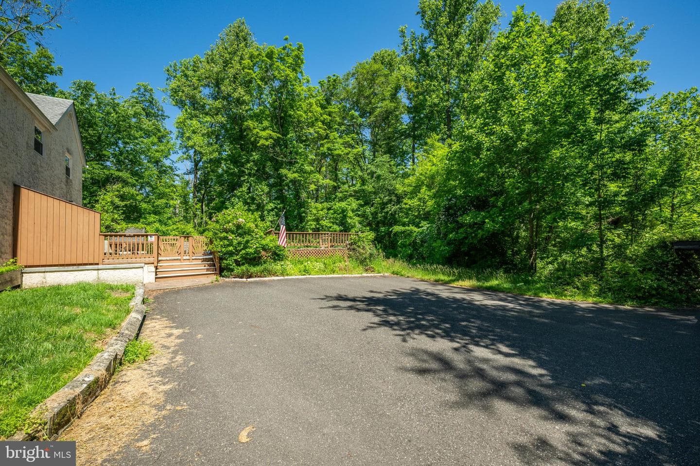 305 Thousand Acre Road photo 5