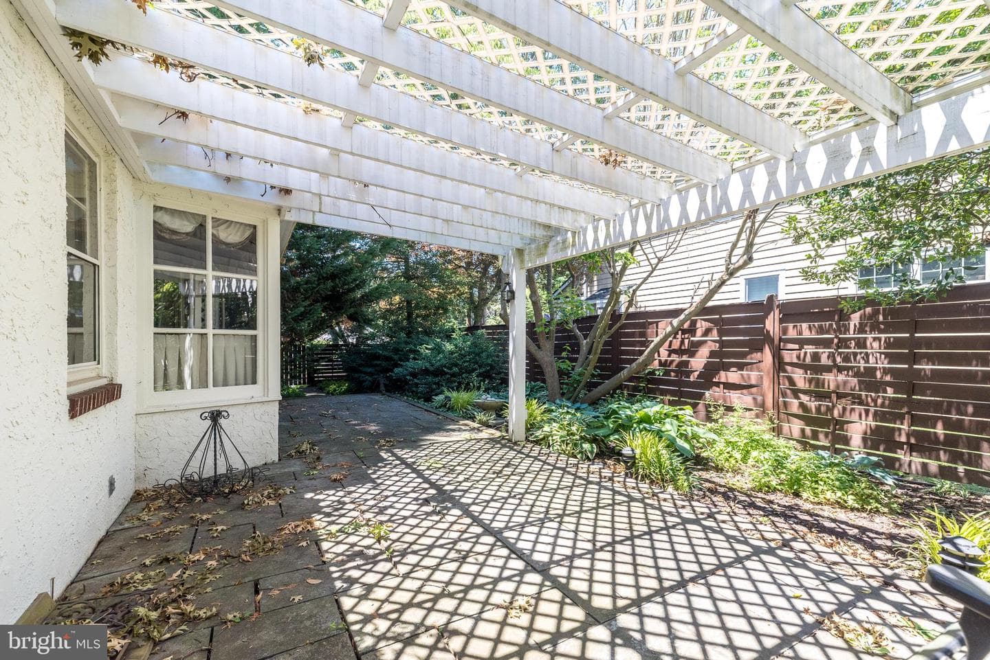 501 E Penn Street photo 63