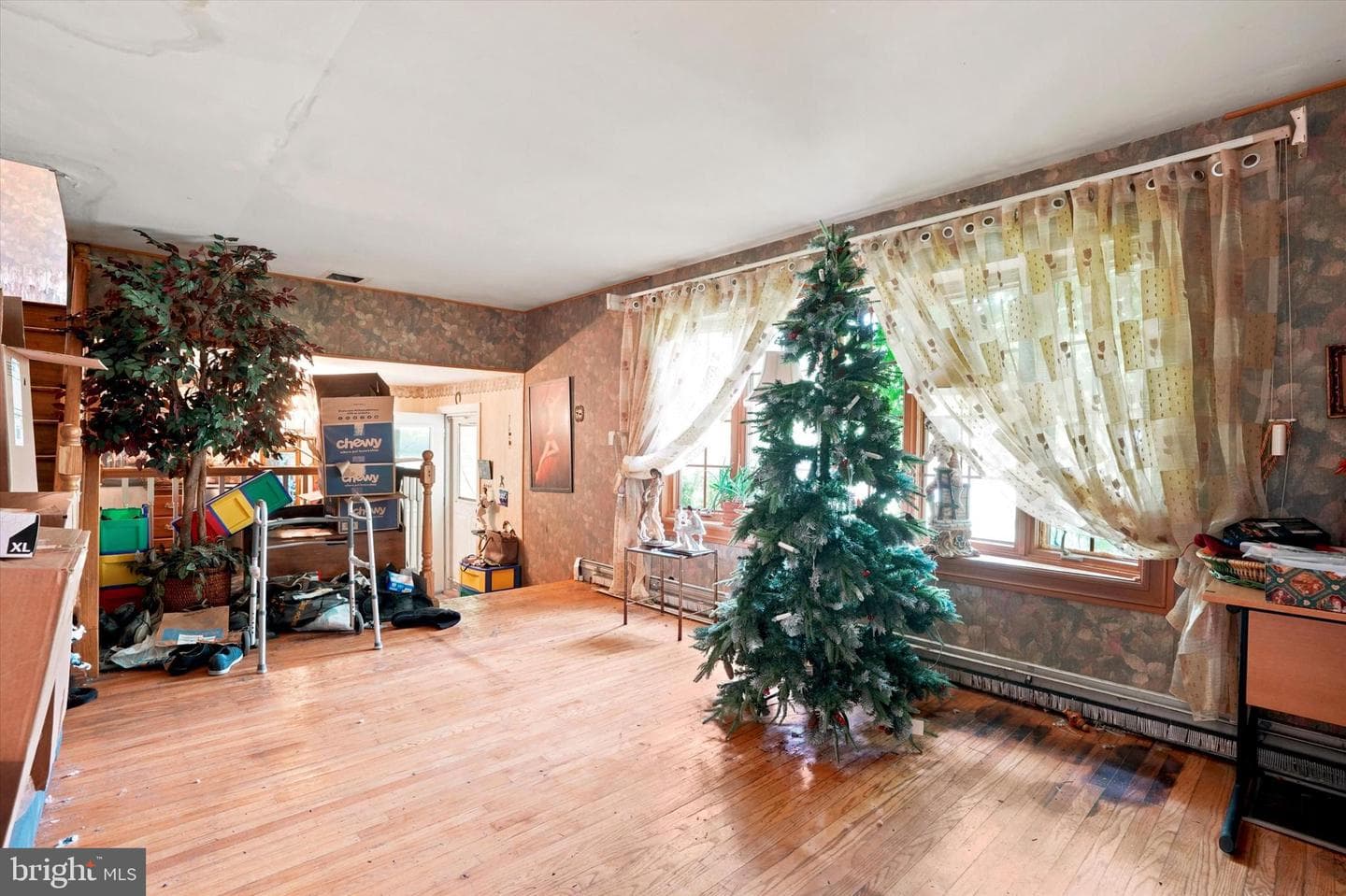 506 Holly Knoll Drive photo 4
