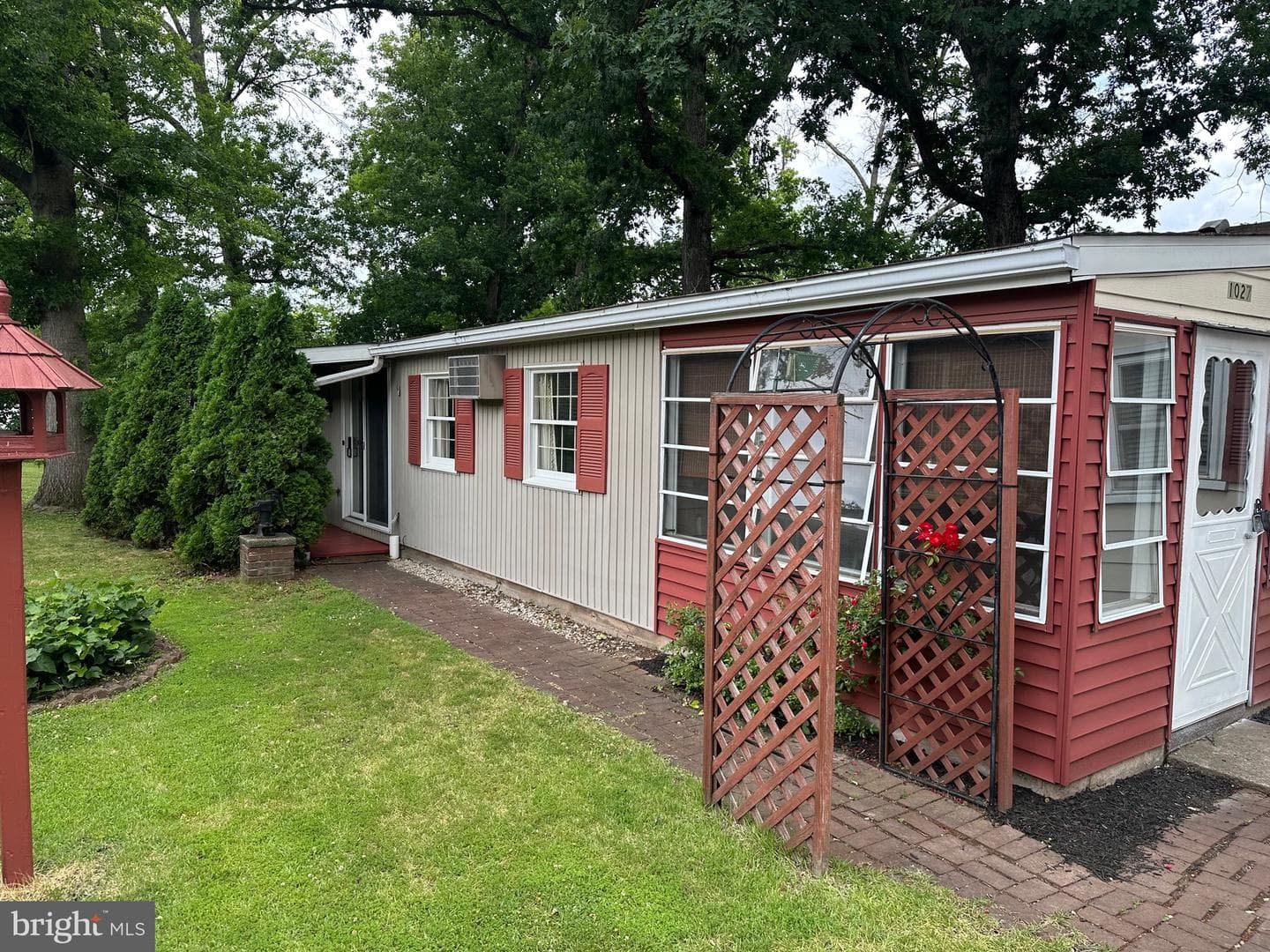 1027 Pine Circle, Telford