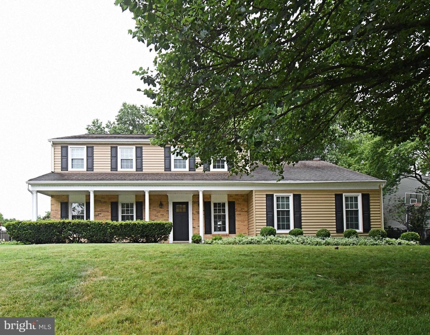 817 Stark Circle photo 3