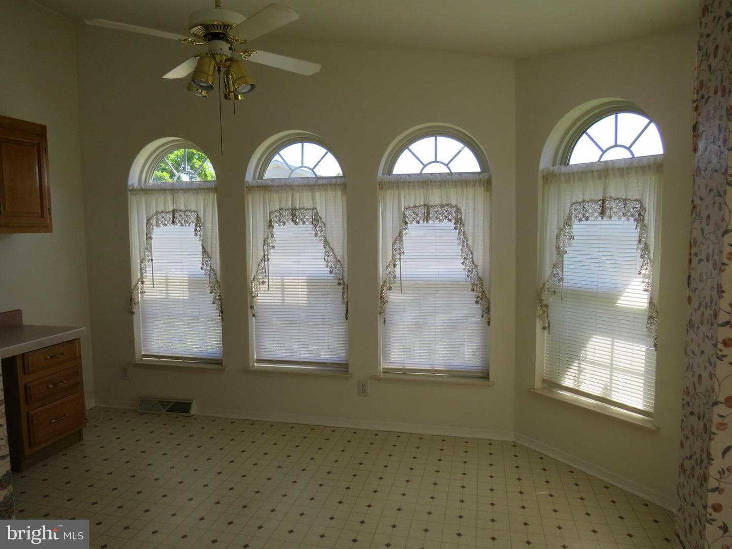 342 Spring Meadow Circle photo 15