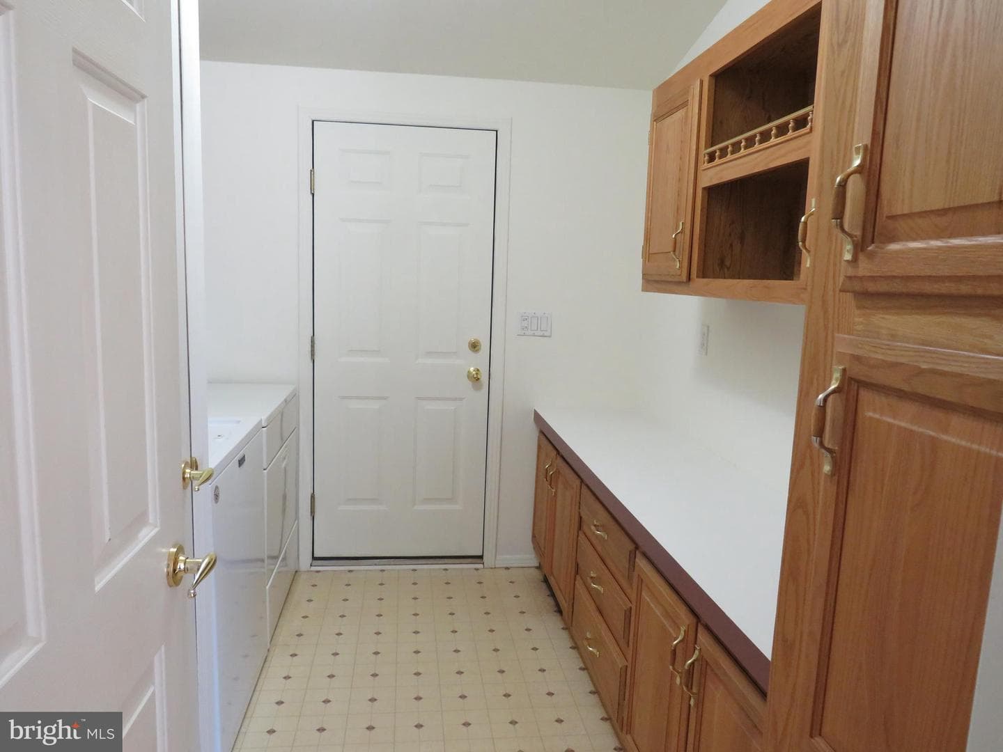 342 Spring Meadow Circle photo 18