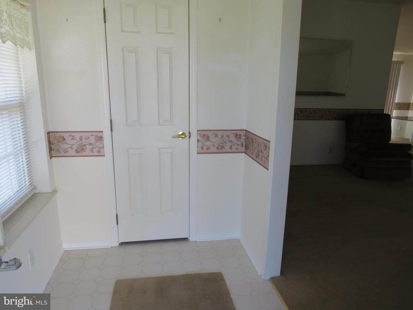 342 Spring Meadow Circle photo 6