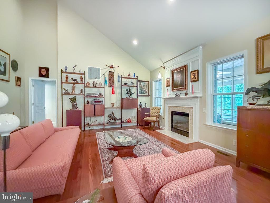 40 Betts Drive photo 17