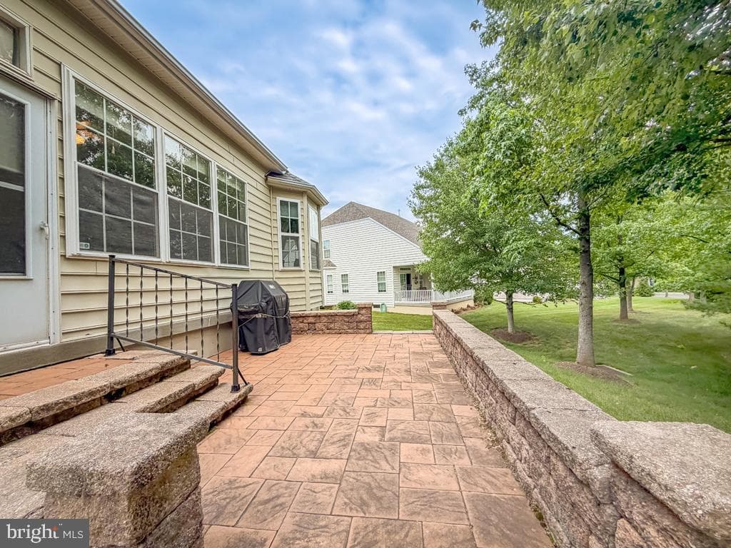 40 Betts Drive photo 40