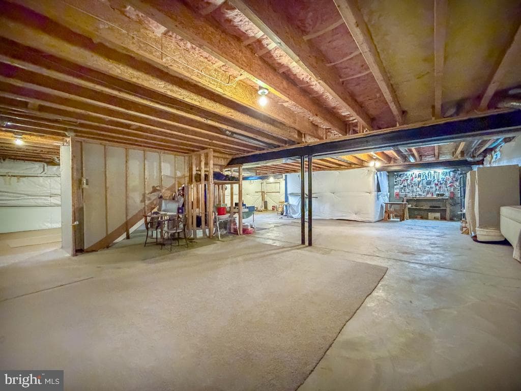 40 Betts Drive photo 45