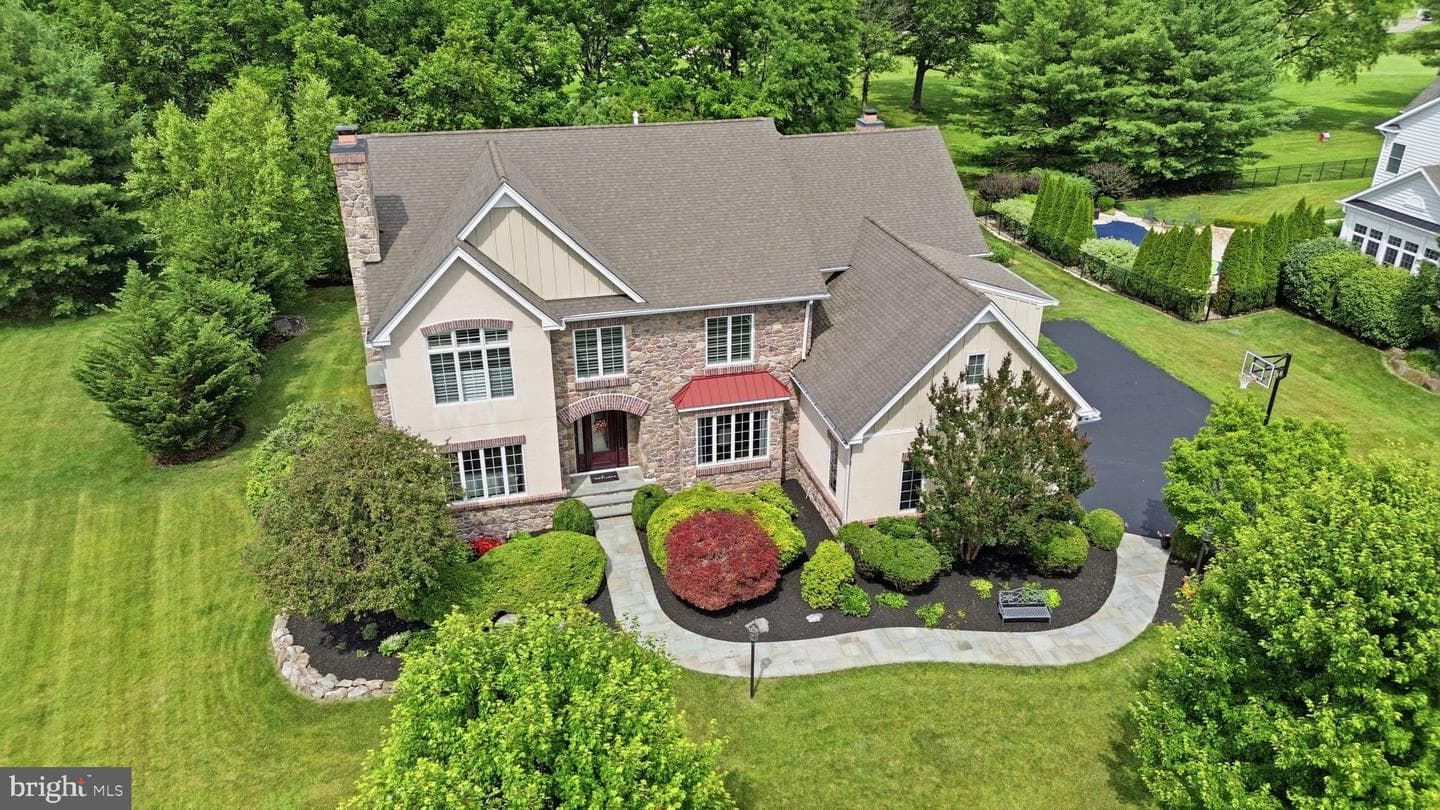 51 Wordsworth Drive photo 4