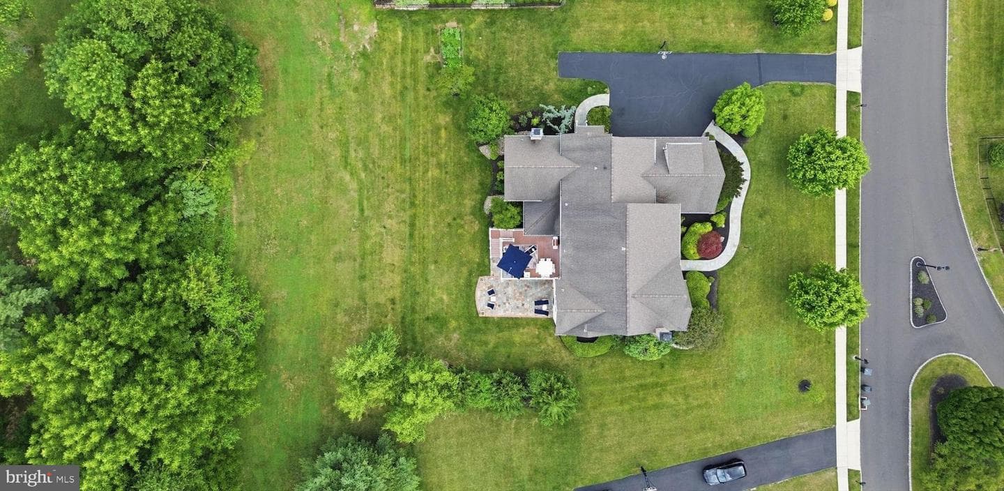 51 Wordsworth Drive photo 71