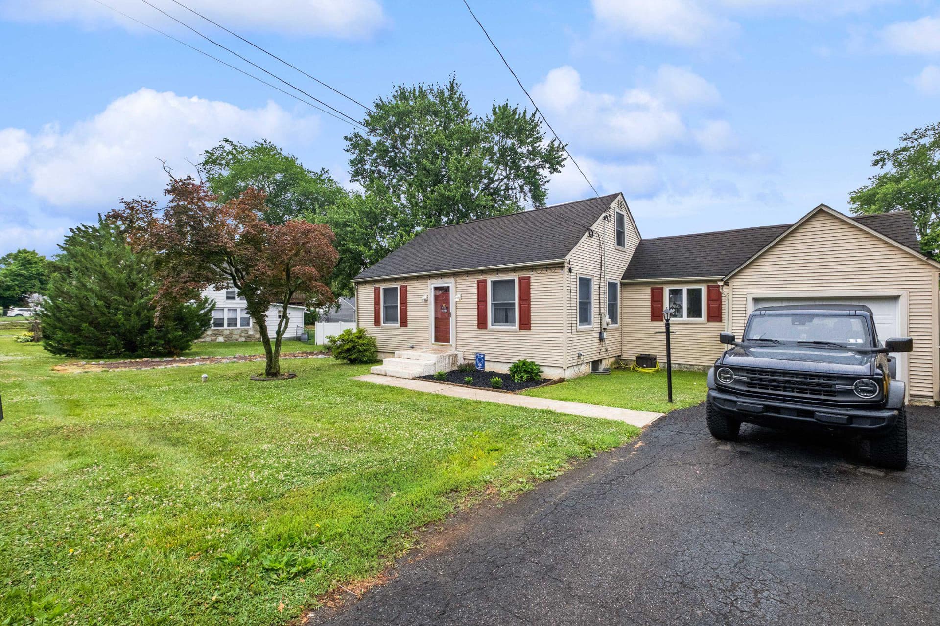 327 Elmwood Avenue, Feasterville Trevose