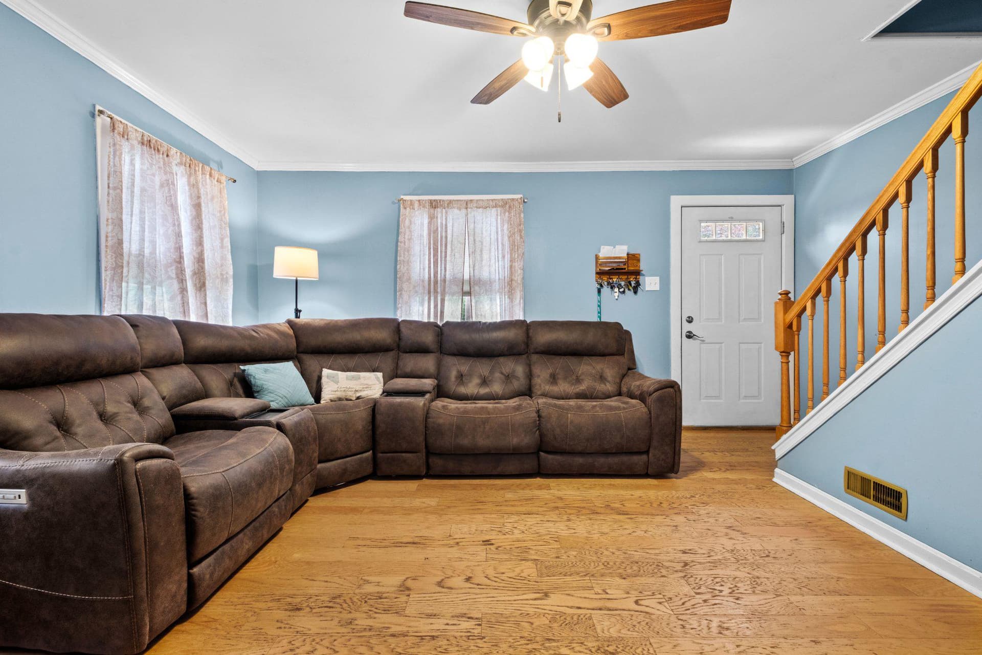 327 Elmwood Avenue photo 7