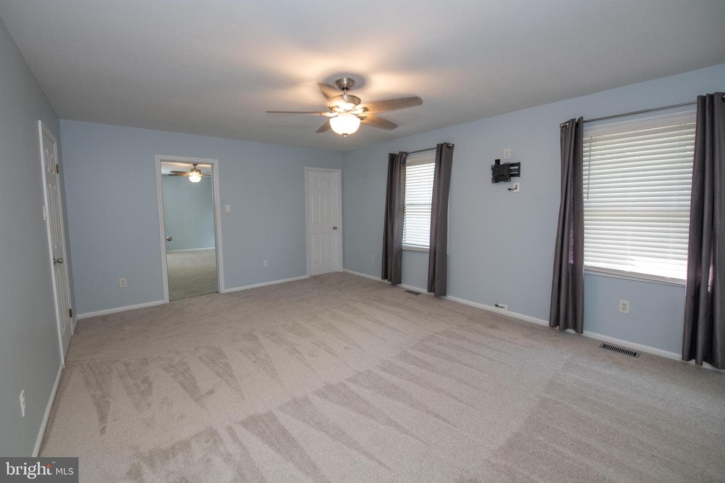 78 Bellwood photo 19