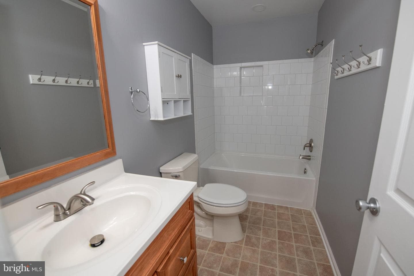 78 Bellwood photo 29